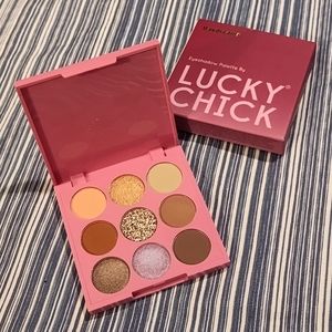NWT!! LUCKY CHICK EYESHADOW PALETTE